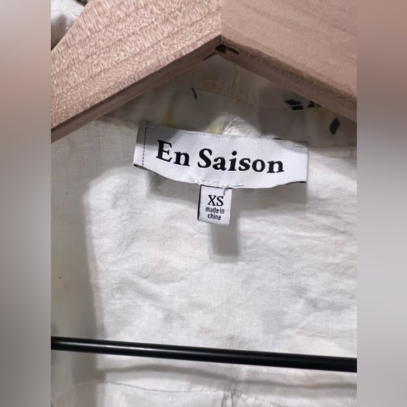 En Saison Floral Embroidery Blouse XS - Picture 4 of 7